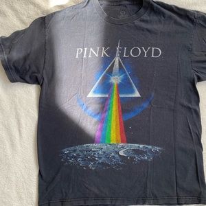 PINKY FLOYD dark side of the moon album cover tee!